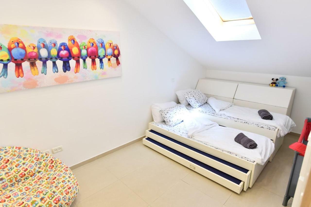 Saidoff, Amazing 4 Bedroom 3 Bath In City Center, Pool, Parking!!! Иерусалим Экстерьер фото